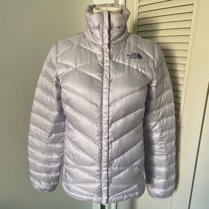 The North Face Women's Light Purple Puffer Jacket XS 550 down insulated